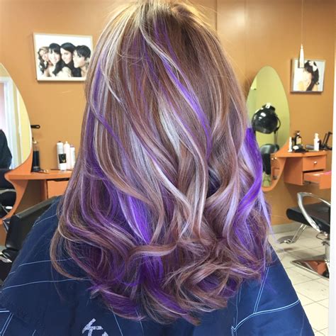 Blonde highlights with purple streaks - Dec 9, 2022 · Dampen hair, apply hair dye, let sit for 20 minutes, then rinse. Darkens highlights without damaging the hair. Gloss Treatment. Apply the gloss treatment to damp hair, wait 10 to 20 minutes, then rinse. Provides subtle darkening, adds shine, and deepens hair color gradually. Toner. 